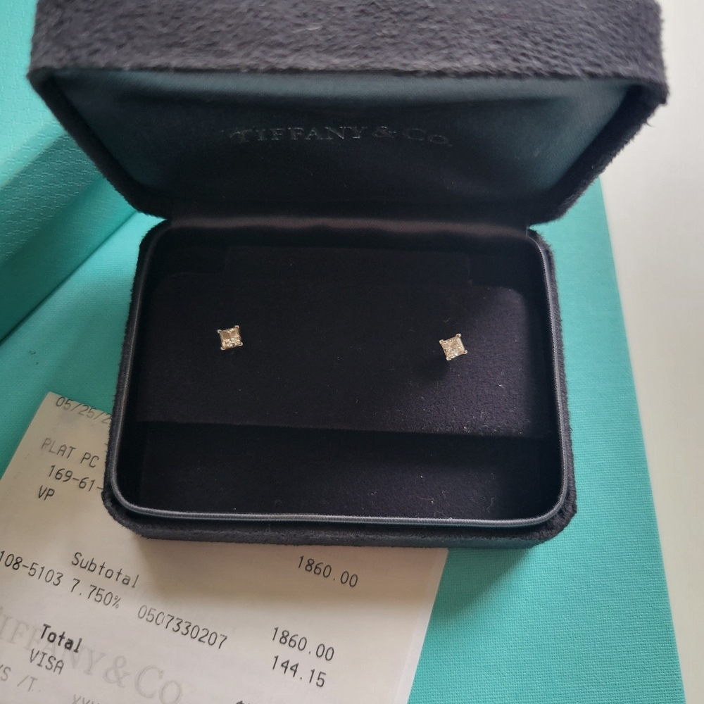 Tiffany & Co Earrings .21 carat